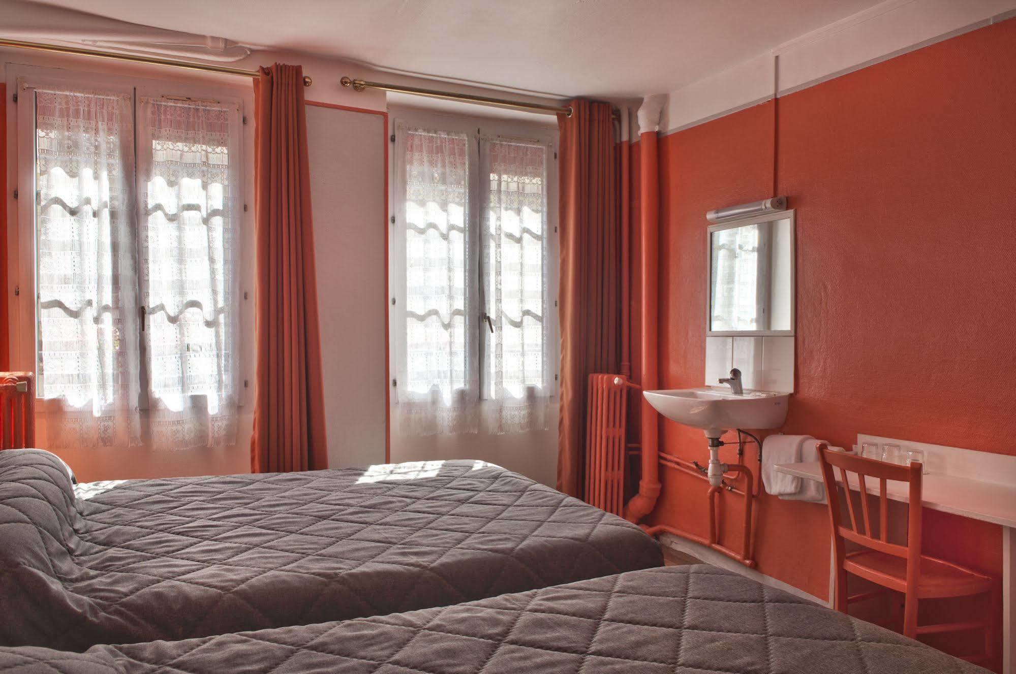 Hotel Du Commerce Parigi Esterno foto